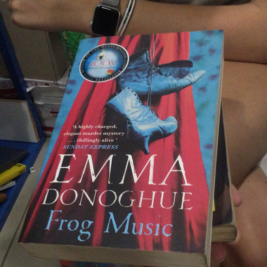 Nhạc ếch, bởi Emma Donoghue