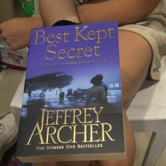 Bí mật được giữ kín nhất, của Jeffrey Archer (Đã sử dụng)