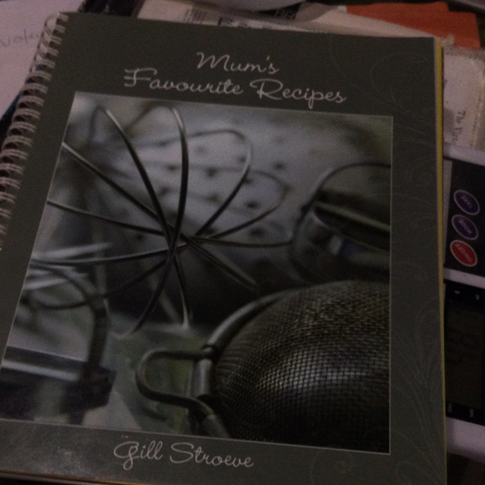Mum’s favourite recipes, by Gill Stroeve (used)