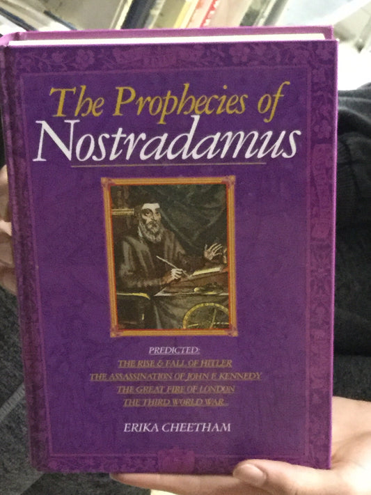 Những lời tiên tri của Nostradamus (đã qua sử dụng, bìa cứng)