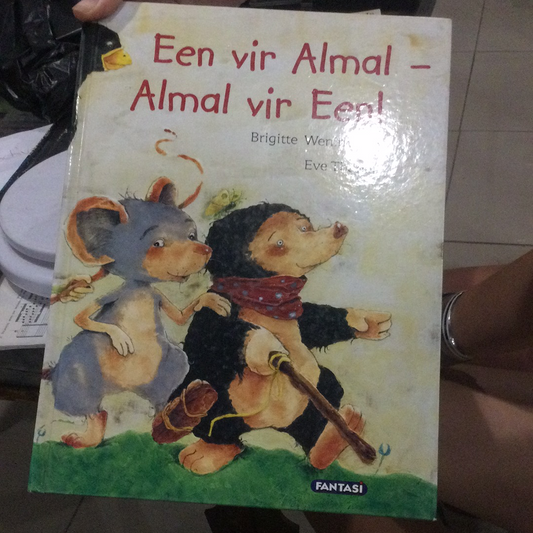 Een vir almal almal vir een (đã qua sử dụng, tiếng Afrikaans)